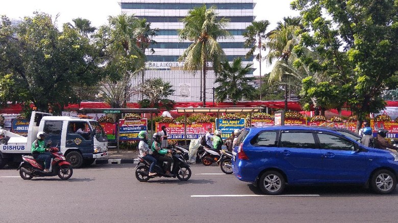 Jalan Medan Merdeka Selatan Ditutup Saat Selamatan Anies-Sandi