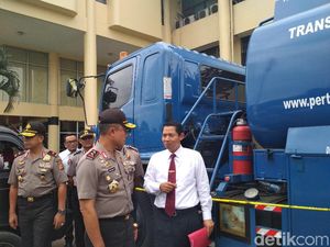 Anggota DPRD Kabupaten Pangandaran Lima Tahun Bisnis BBM Ilegal Anggota DPRD Kabupaten Pangandaran Lima Tahun Bisnis BBM Ilegal