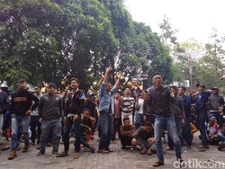 Warga Garut Tuntut Pemerintah Kembalikan Mata Air Milik Warga