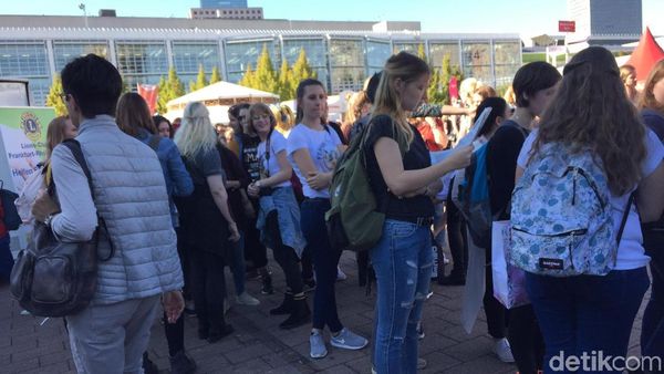 Antusiasme Remaja Kunjungi Frankfurt Book Fair di Hari Terakhir