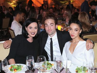 Putus Dari FKA Twigs, Robert Pattinson Kembali Dekati Katy Perry?