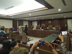 Dipecat karena Tolak Kebijakan RJ Lino, 5 Eks Buruh Ajukan PK