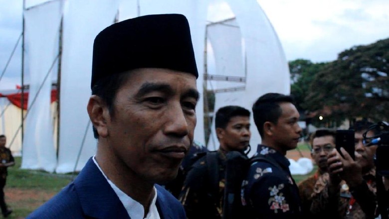 Ada 900 Kades Ditangkap, Jokowi Minta Warga Ikut Awasi Dana Desa