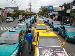 Angkutan Purwokerto Mogok, Bupati: Menhub Harus Dengar Aspirasi Ini