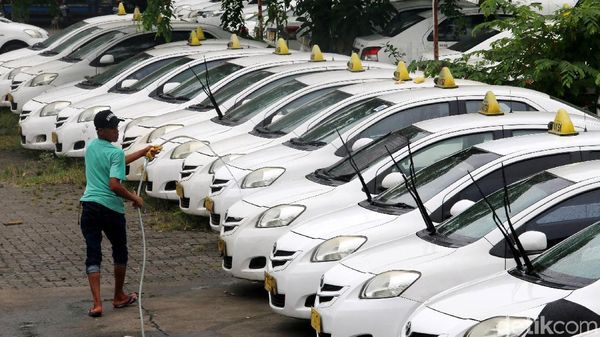 Pak Menhub, Tolong Perhatikan Nasib Taksi Konvensional