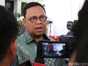 Tak Puas Putusan Bawaslu Soal 3 Cagub Riau, Lukman Edy Melawan Tak Puas Putusan Bawaslu Soal 3 Cagub Riau, Lukman Edy Melawan