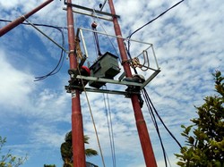 PLN Blitar Dirugikan Layang-layang hingga Rp 500 Juta/bulan