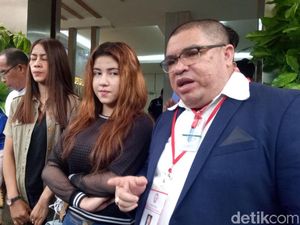 Gara-gara Tes DNA, Putri Stagi Ingin Laporkan Ferry Juan ke Polisi Gara-gara Tes DNA, Putri Stagi Ingin Laporkan Ferry Juan ke Polisi