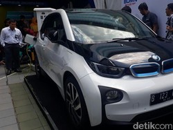 Mobil Hingga SPBU Listrik Nampang di Pameran Teknologi PLN