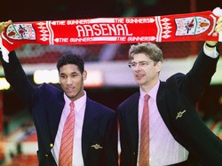 Nicolas Anelka. Arsenal (1997-99), Real Madrid (1999-00). Foto: Ben Radford/Allsport/Getty Images