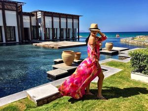 Tips Stylish Farah Quinn Saat Liburan Tanpa Koper Kepenuhan Busana Tips Stylish Farah Quinn Saat Liburan Tanpa Koper Kepenuhan Busana