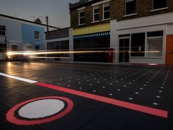 Canggih, Jalanan dengan LED dan Kamera Ini Bisa Kurangi Kecelakaan