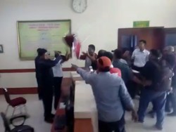 Kursi Melayang ke Ketua PN Jambi, MA Minta Polisi Bertindak
