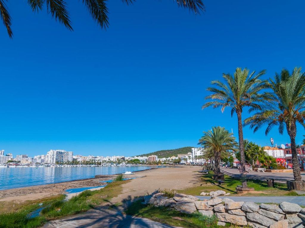 Jeli Pakai Airbnb! Ini Kisah Kamar Fiktif Rp 168 Juta di Ibiza Jeli Pakai Airbnb! Ini Kisah Kamar Fiktif Rp 168 Juta di Ibiza