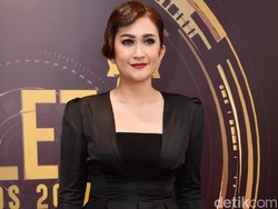 Cara Nafa Urbach Jelaskan ke Anak Kenapa Zack Lee Tidak Tinggal Bersamanya