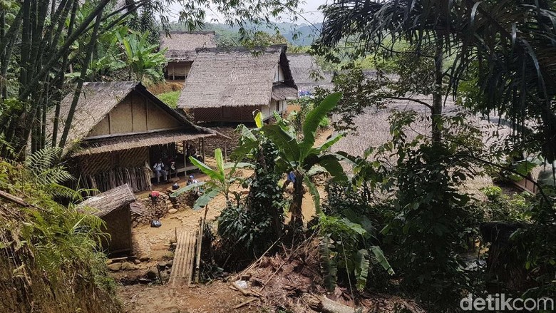 Digoyang Gempa Berkali-kali Tak Roboh, Apa Rahasia Rumah Baduy?