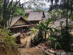 Digoyang Gempa Berkali-kali Tak Roboh, Apa Rahasia Rumah Baduy?