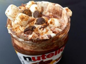Selain Dioles Roti Tawar, Ini 10 Cara Enak Nikmati Nutella