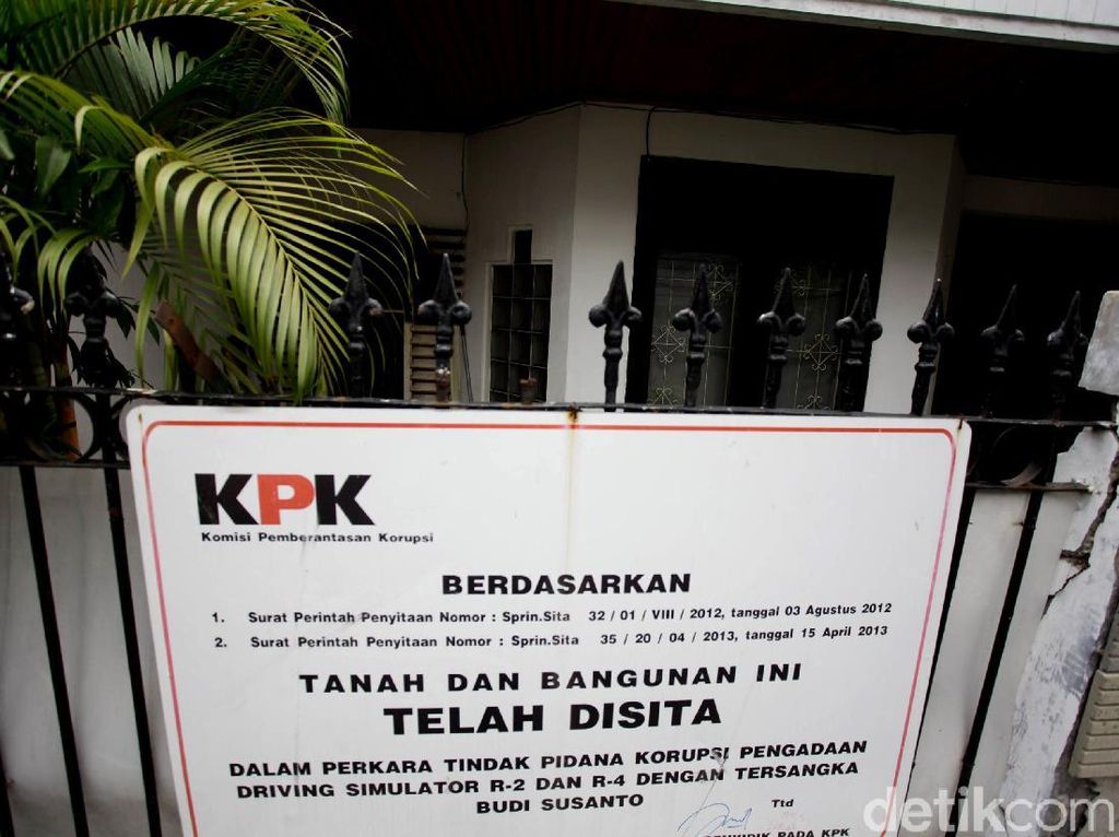 KPK Cek Rumah Rampasan Koruptor yang Dilelang tapi Masih Dihuni KPK Cek Rumah Rampasan Koruptor yang Dilelang tapi Masih Dihuni