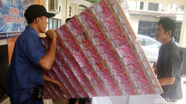 Pelaku Penggandaan Uang Dibekuk