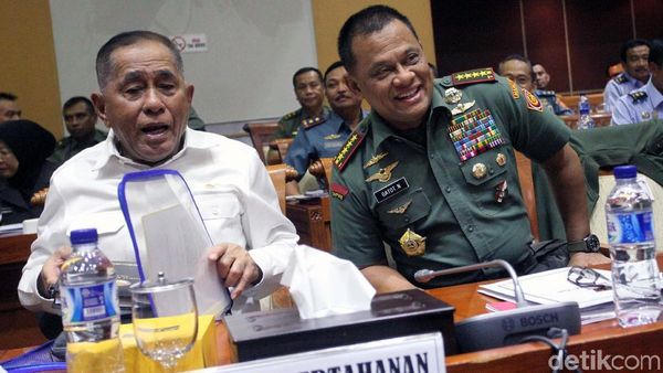 Menhan dan Panglima TNI Rapat Bareng Komisi I