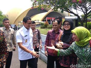 Hadiri Nusantara Expo 2017 di TMII, Sandiaga: Mau Lihat Booth