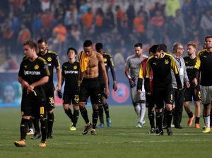Bosz Akui Dortmund Sulit Lolos dari Fase Grup Bosz Akui Dortmund Sulit Lolos dari Fase Grup