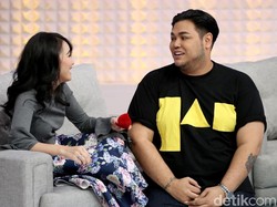 Ivan Gunawan Dukung Ayu Ting Ting Polisikan Haters yang Bully Anaknya