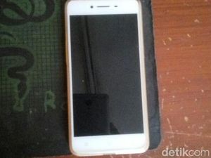 Tabrak Portal Saat Kabur, Penjambret di Ciputat Ditangkap