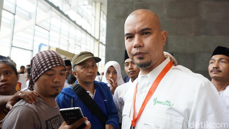 Blak-blakan Ahmad Dhani yang Jadi Tersangka Ujaran Kebencian