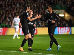 Cavani: Saya Tak Harus Jadi Teman Neymar