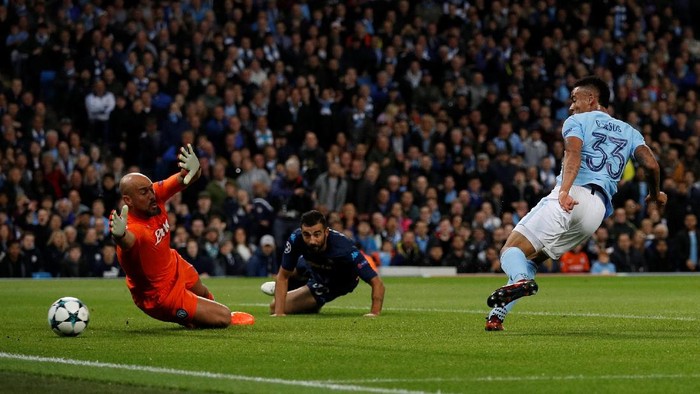 Dominan, City Sementara Ungguli Napoli 2-0