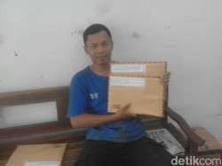 Tak Ada Lokasi Baru, PKL Mastrip Blitar Kirim Surat ke Jokowi