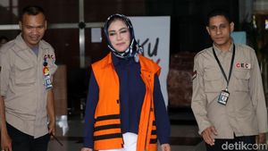 Bunda Sitha Kembali Diperiksa KPK