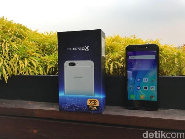 Genpro X Pro, Ponsel Dua Kamera Harga Sejutaan