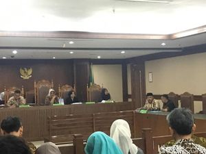 Kreditur Pertanyakan Proposal Perdamaian First Travel