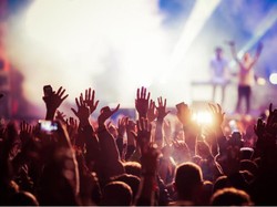 Ini Deretan Band yang Hadirkan Konsep Panggung Slim dan Modern