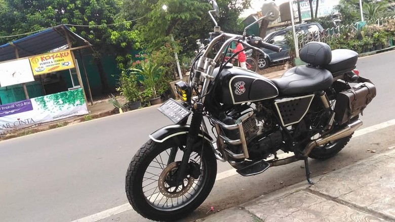 Modifikasi Thunder 125 HD (Hampir Davidson) Modifikasi Thunder 125 HD (Hampir Davidson)