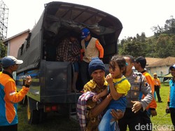 Warga Boyolali Latihan Penanggulangan Erupsi Merapi