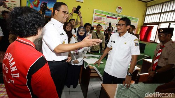 Potret Aksi Anies-Sandi di Minggu Pertama Kerja