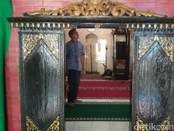 Mengintip Masjid Pejlagrahan, Bangunan Purbakala di Cirebon