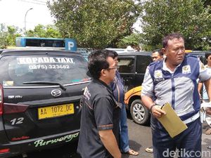 Puluhan Sopir Datangi Dishub Purworejo Tolak Taksi Online Puluhan Sopir Datangi Dishub Purworejo Tolak Taksi Online