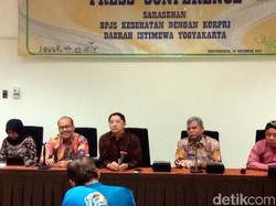 Hoax Penggantian Kartu, Banyak Warga Antre di Kantor BPJS