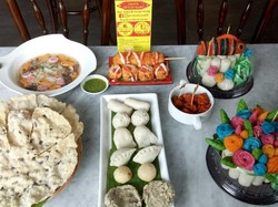 Kreatif! Kini di Palembang Ada Pempek Bentuk Ikan Nemo dan Aneka Buah