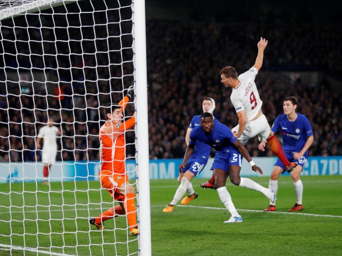 Chelsea saat melawan AS Roma di matchday 3 Liga Champions (Foto: Eddie Keogh/Reuters)