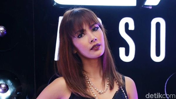 Nadia Mulya, Apa Kabar?