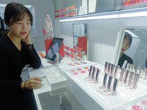 7 Mata Kuliah Paling Aneh di Korea, Belajar Kencan Sampai Bedakan Ikan Mentah 7 Mata Kuliah Paling Aneh di Korea, Belajar Kencan Sampai Bedakan Ikan Mentah