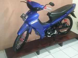 Yamaha Jupiter Z 2004 Bergaya Street Runner