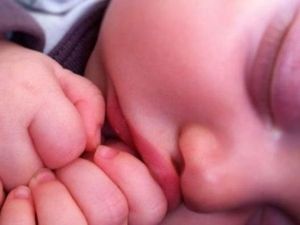 Ibu yang Merasa Sejahtera Lebih Mungkin Melahirkan Bayi Laki-Laki