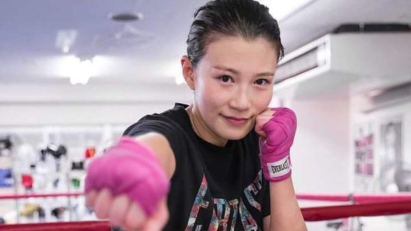 Foto: Intip Pesona Tomomi Takano, Petinju Cantik dan Seksi Asal Jepang